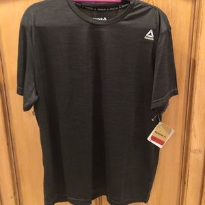 Reebok Men’s Workout Short Sleeve Shirt New With Tags